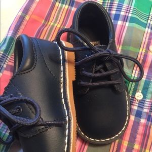 Lamour, NWOT, navy, leather shoes